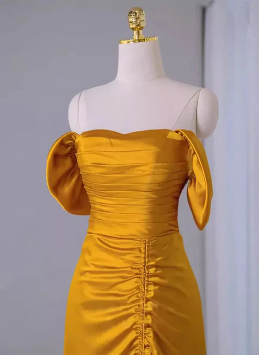Robe longue jaune à épaules dénudées et fente latérale pour bal de promo MD7739