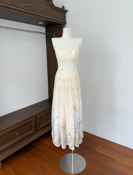 Seaside Spaghetti Straps Embroidery Pleated Long Skirt Women Summer Vacation Dress  D1910
