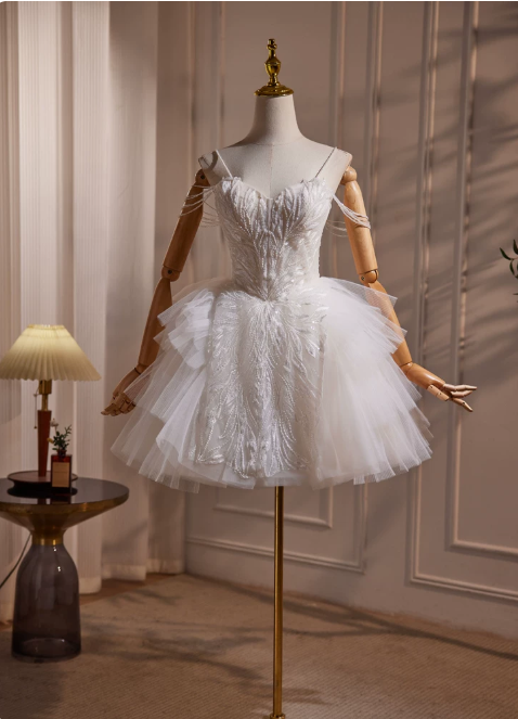 Dreamlike Homecoming Dress Spaghetti Strap Lace Short Prom Dress Back to School Outfits Party Dress  D6058