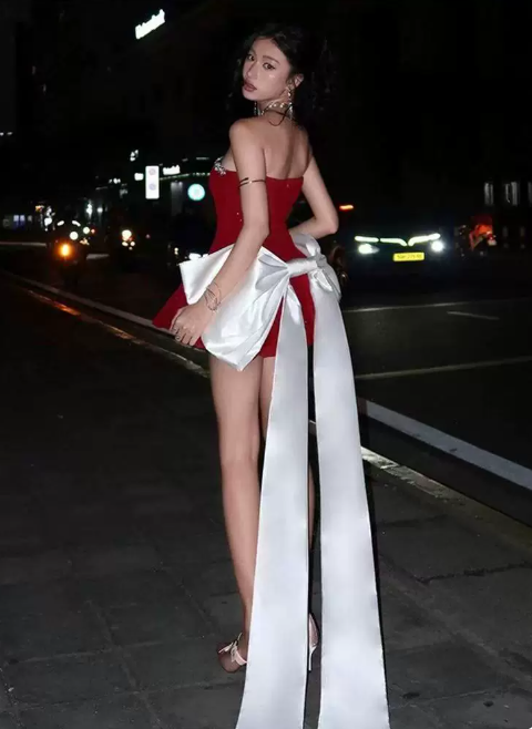 New Homecoming Dress Sweetheart Rinestone Bowknot Prom Dress Back to School Outfits Party Dress  D6171