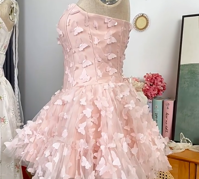 Elegant Homecoming Dress Strapless Cascade Butterfly Prom Dress Back to School Outfits Party Dress  D6205