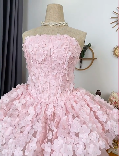 Elegant Homecoming Dress Strapless Cascade Butterfly Prom Dress Back to School Outfits Party Dress  D6205
