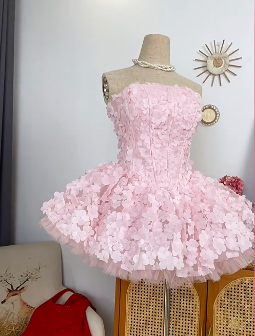 Elegant Homecoming Dress Strapless Cascade Butterfly Prom Dress Back to School Outfits Party Dress  D6205