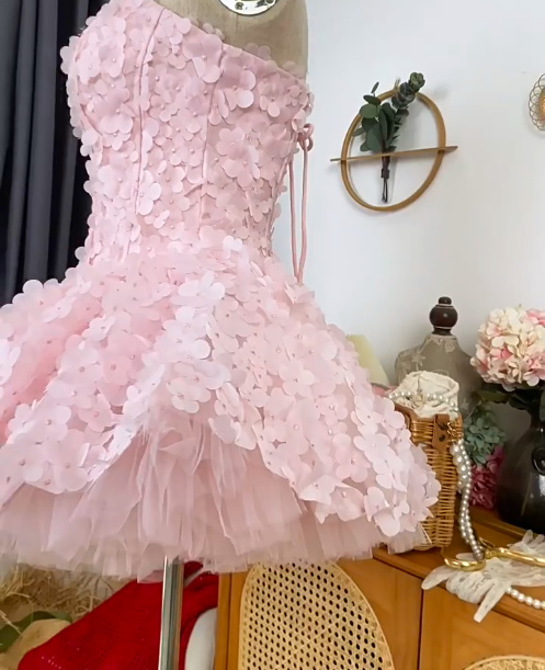 Elegant Homecoming Dress Strapless Cascade Butterfly Prom Dress Back to School Outfits Party Dress  D6205
