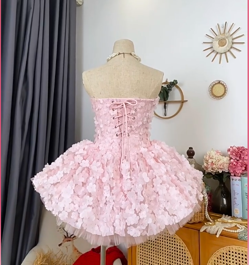 Elegant Homecoming Dress Strapless Cascade Butterfly Prom Dress Back to School Outfits Party Dress  D6205