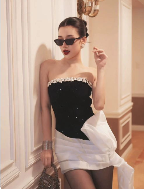Charming Homecoming Dress Strapless Rinestone Hi-Lo Bowknot Prom Dress Back to School Outfits Party Dress  D6199