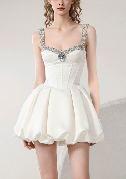 Elegant Homecoming Dress Spaghetti Strap Rinestone Pleated Prom Dress Back to School Outfits Party Dress  D6244