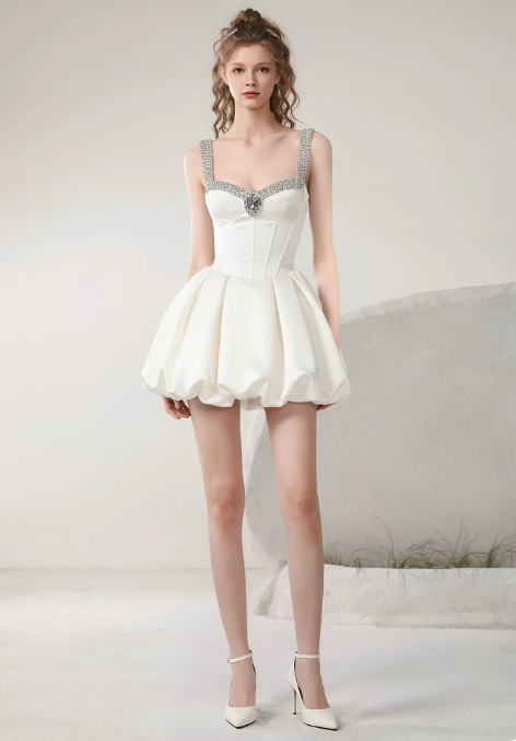 Elegant Homecoming Dress Spaghetti Strap Rinestone Pleated Prom Dress Back to School Outfits Party Dress  D6244