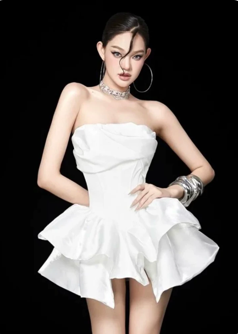 Stunning Homecoming Dress Strapless Cascade Prom Dress Back to School Outfits Party Dress  D6254