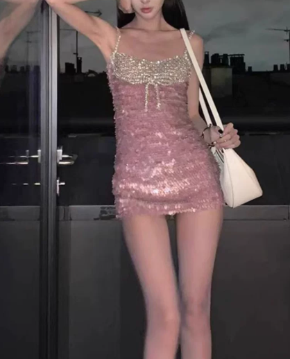 Shiny Homecoming Dress Spaghetti Strap Sequins Dress Back to School Outfits Party Dress  D6341