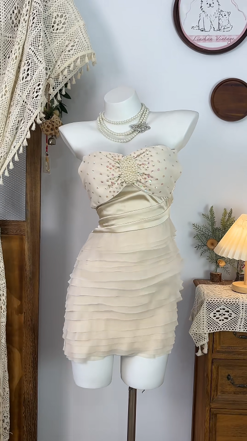 Elegant Homecoming Dress Strapless Rinestone Pleated Back to School Outfits Party Dress  D6532