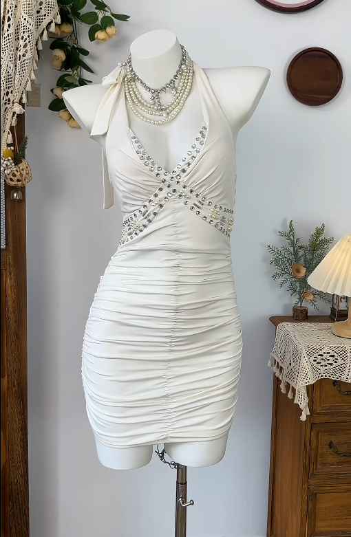 Stunning Homecoming Dress Halter Rinestone Pleated Backless Back to School Outfits Party Dress  D6591