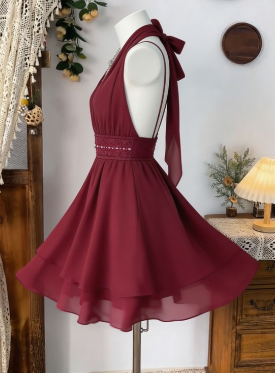 Charming Homecoming Dress Halter Pleated Lace Rinestone Back to School Outfits Party Dress  D6583