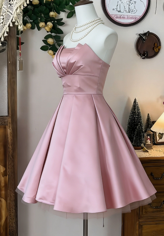Chic Homecoming Dress Strapless Pleated Back to School Outfits Party Dress  D6626