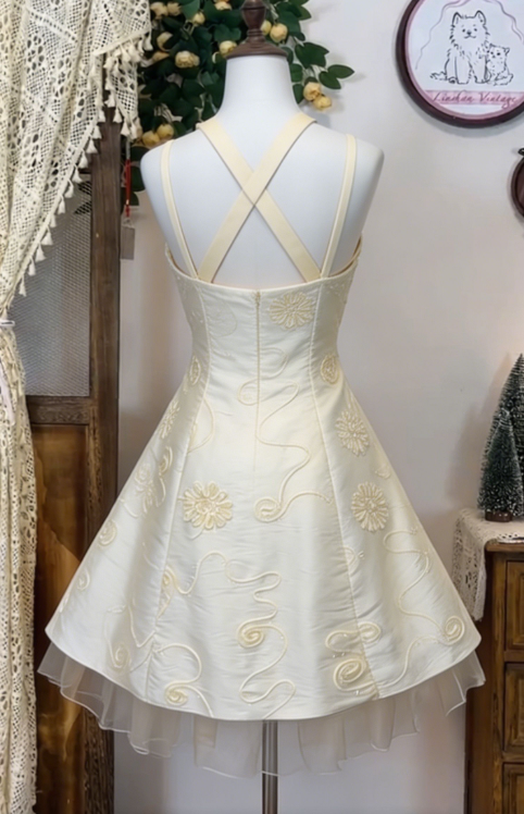Sweet Homecoming Dress Halter Flower Sequins Back to School Outfits Party Dress  D6634