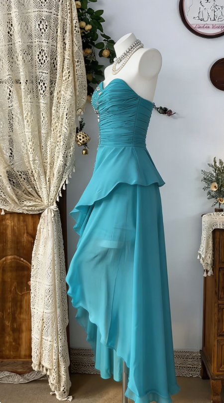 Chic Homecoming Dress Sweetheart Hi-Lo Rinestone Shirred Back to School Outfits Party Dress  D6620