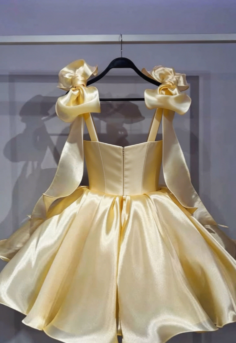 Charming Homecoming Dress Sweetheart Bowknot Pleated Back to School Outfits Party Dress D6711