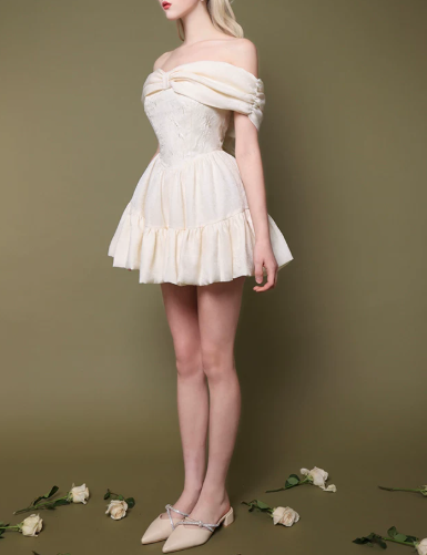 Elegant Homecoming Dress Off the Shoulder Flouncing Pleated Back to School Outfits Party Dress D6795