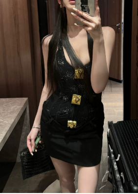 Stunning Homecoming Dress V Neck Black Back to School Outfits Party Dress D6831