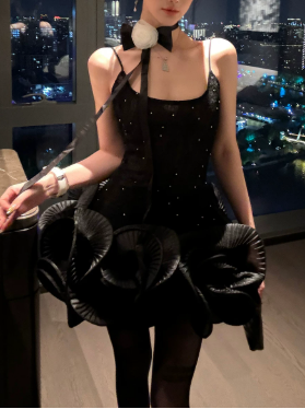 Stunning Homecoming Dress Spaghetti Strap Black Beaded Back to School Outfits Party Dress D6834