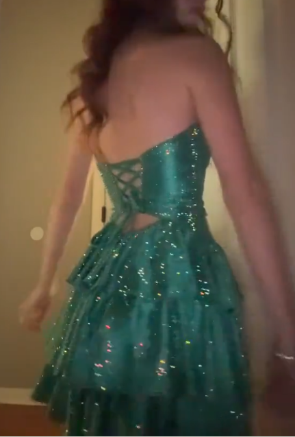 New Homecoming Dress Sweetheart Sequins Cascade Back to School Outfits Party Dress D6871