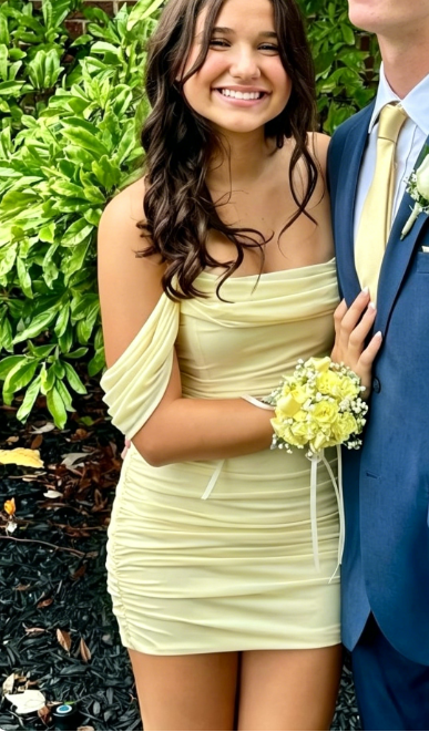 New Homecoming Dress Off the Shoulder Pleated Back to School Outfits Party Dress D6927