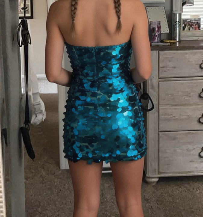 Pretty Homecoming Dress Strapless Hugging Sequins Back to School Outfits Party Dress D6710