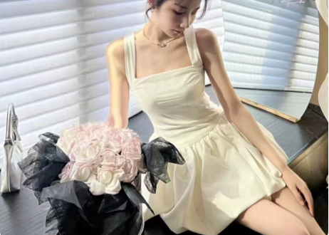 Beautiful Homecoming Dress Square Pleated Back to School Outfits Party Dress D7125