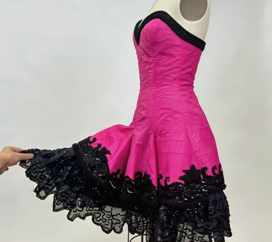 Beautiful Homecoming Dress Sweetheart Lace Sequins Pleated Back to School Outfits Party Dress D7160