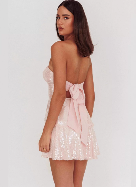Beautiful Homecoming Dress Strapless Sequins Pleated Back to School Outfits Party Dress D7219