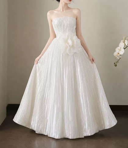 Elegant Wedding Dress Strapless Pleated Flower A Line Wedding Dress Prom Dress D7256