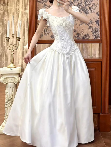 Elegant Wedding Dress Square Pleated Lace Applique Flower Wedding Dress Prom Dress D7259