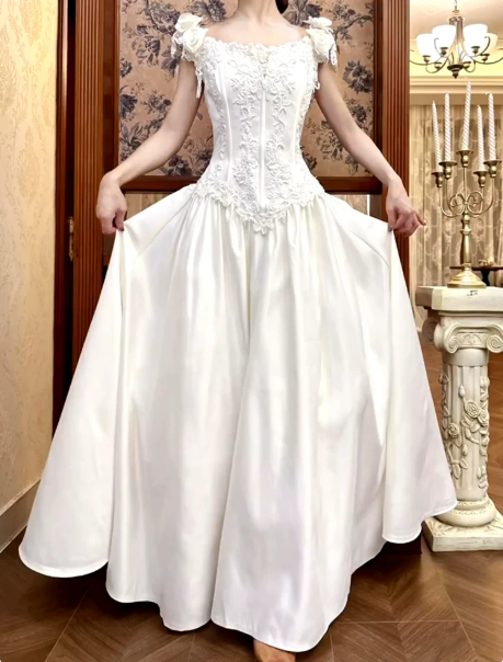 Elegant Wedding Dress Square Pleated Lace Applique Flower Wedding Dress Prom Dress D7259