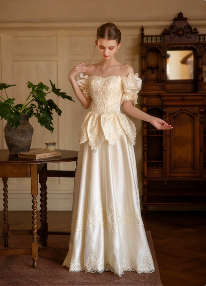 Elegant Wedding Dress Off the Shoulder Bateau Pleated Applique Lace Wedding Dress Prom Dress D7262