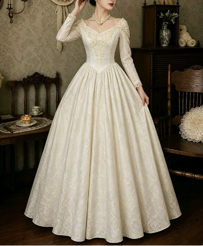 Elegant Wedding Dress V Neck Pleated Applique Wedding Dress D7265