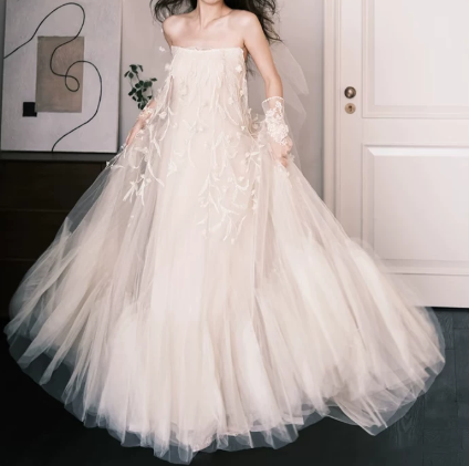 Elegant Wedding Dress Strapless Tulle Applique Wedding Dress Prom Dress D7271