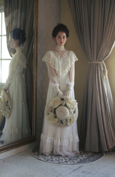 Elegant Wedding Dress High Collar Tulle Lace Wedding Dress D7276