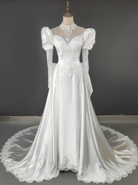 Elegant Wedding Dress High Collar Applique Lace Tulle Pearl  Bowknot Flower Wedding Dress D7279