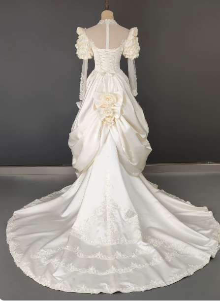 Elegant Wedding Dress High Collar Applique Lace Tulle Beaded Flower Cascade Wedding Dress D7280