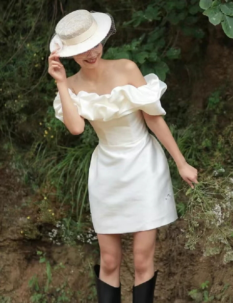Charming Homecoming Dress Off the Shoulder Pleated Back to School Outfits Party Dress D7318