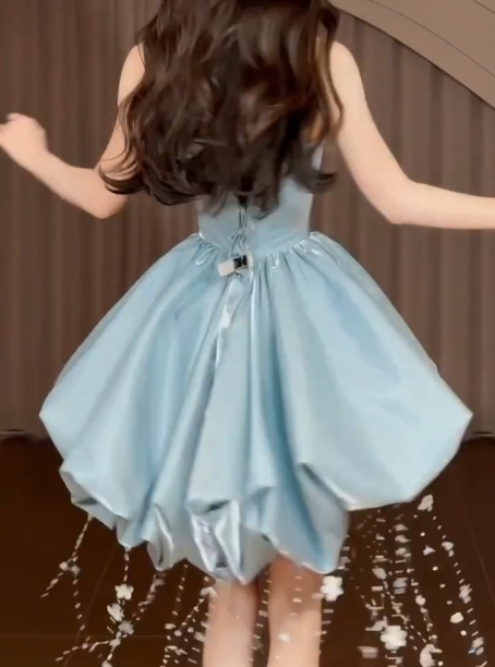Charming Homecoming Dress V Neck Rinestone Tassel Pleated Back to School Outfits Party Dress D7317