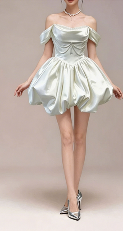 Charming Homecoming Dress Off the Shoulder Rinestone Pearl Pleated Back to School Outfits Party Dress  D7345