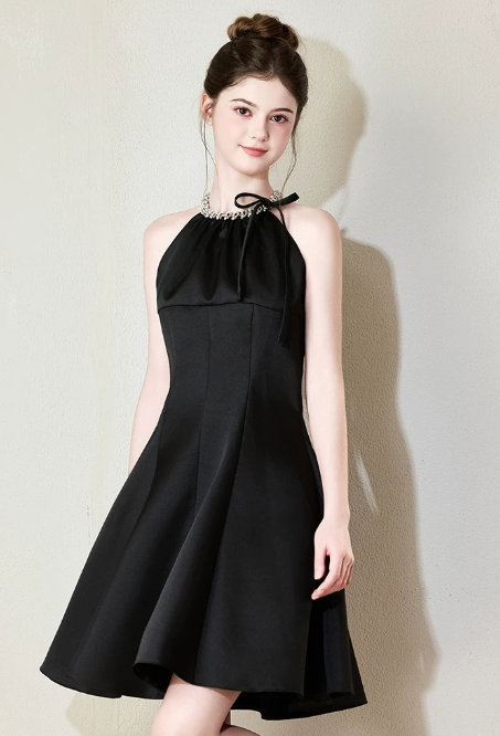 Nice Homecoming Dress Halter Bead Bowknot Pleated Back to School Outfits Party Dress D7446
