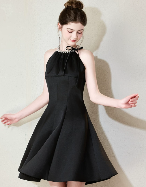 Nice Homecoming Dress Halter Bead Bowknot Pleated Back to School Outfits Party Dress D7446