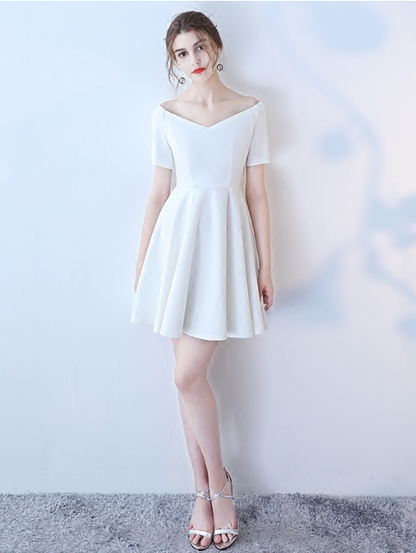 Nice Homecoming Dress Poretrait Pleated Back to School Outfits Party Dress D7447