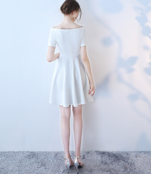 Nice Homecoming Dress Poretrait Pleated Back to School Outfits Party Dress D7447