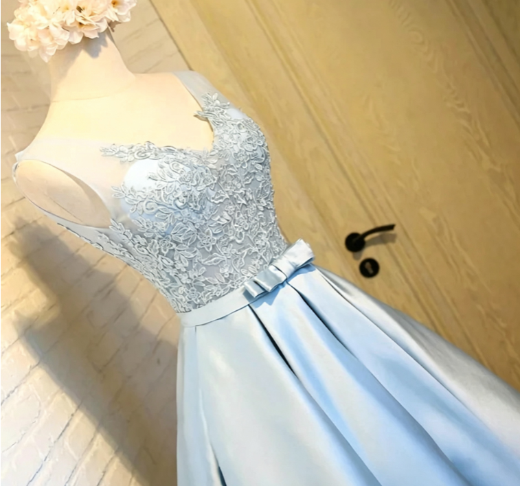 Unique Homecoming Dress V Neck Applique Bowknot Tulle Back to School Outfits Party Dress D7632