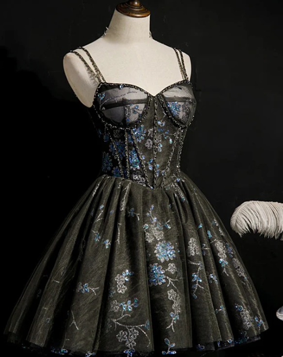 Unique Homecoming Dress Spaghetti Strap Lace Sweetheart Beaded Back to School Outfits Party Dress  D7707
