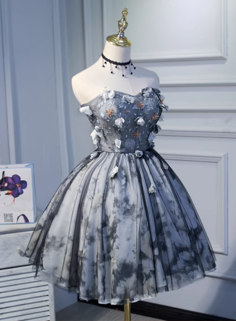 Elegant Gray 3D Flowers Design A-line Mesh Strapless Short Homecoming Dress, D1361