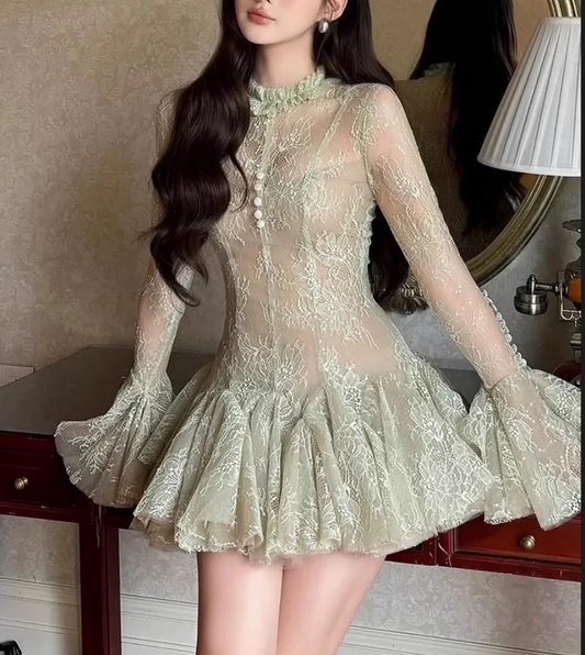 Retro Green Applique Design Tulle A-line Long-sleeved Party Dress Homecoming Dresses D1445
